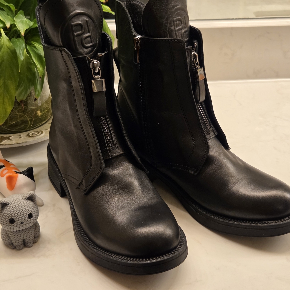 Black Leather Winter Boots Sheepskin Lined